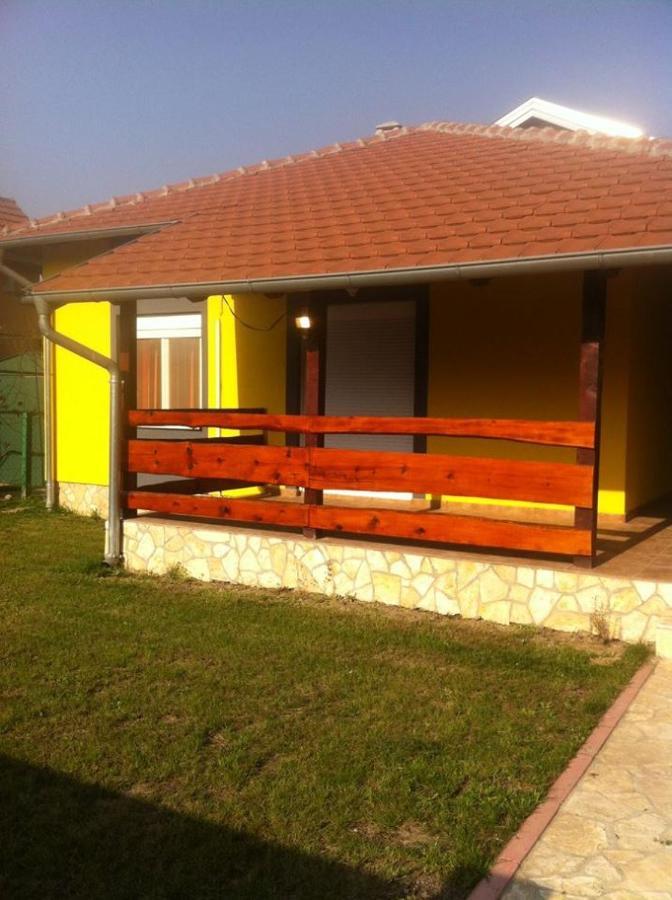 Lux Hus Novi Sad Apartment Veternik Exterior photo