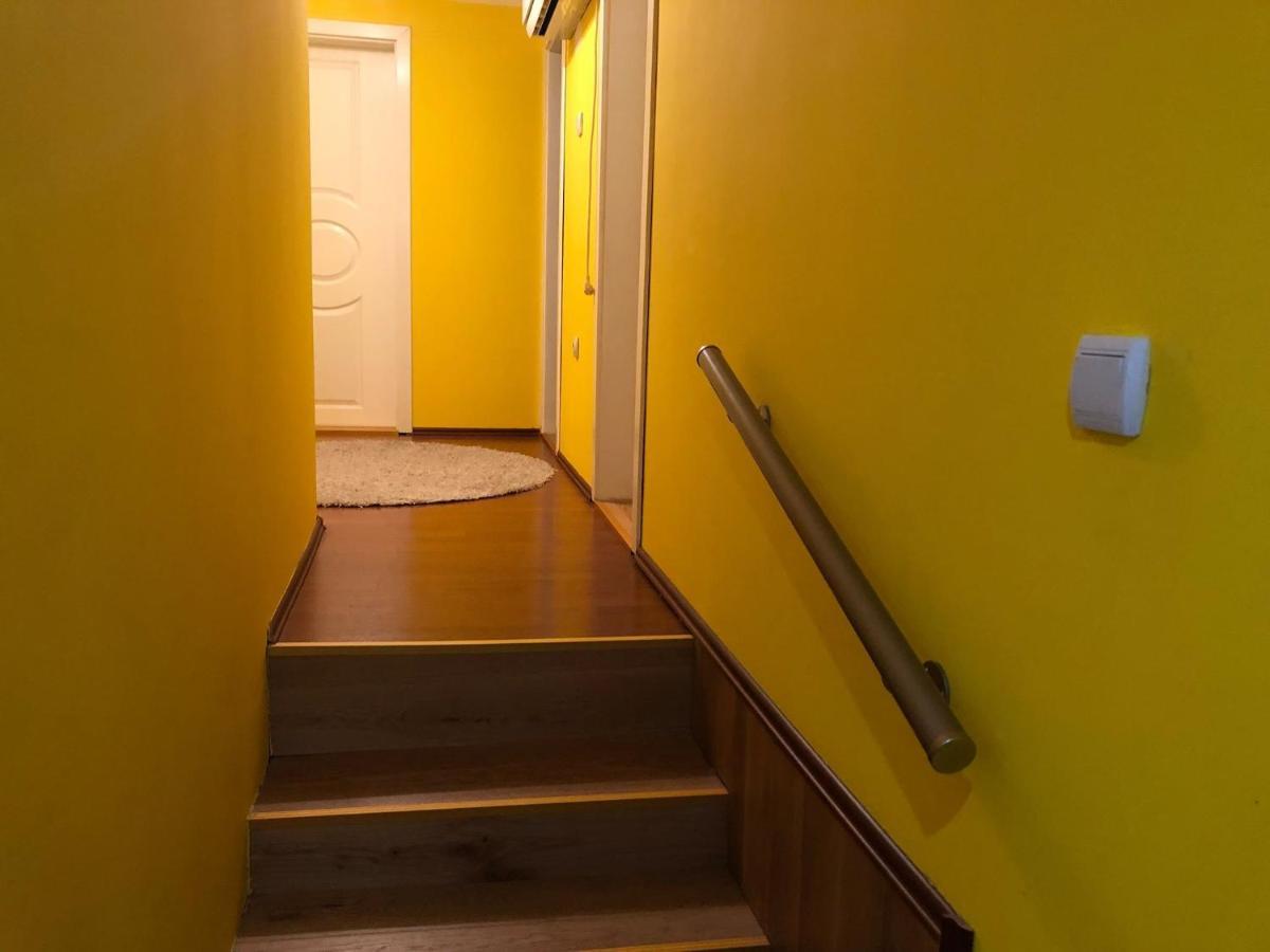 Lux Hus Novi Sad Apartment Veternik Exterior photo